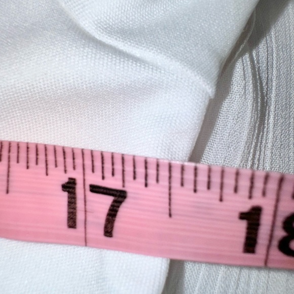 UNIVERSAL STUDIOS Volcano Bay Rash guard swim shirt boys size Large 12 14 - Picture 13 of 15